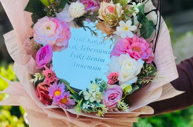 Renkli Bahar Buketi