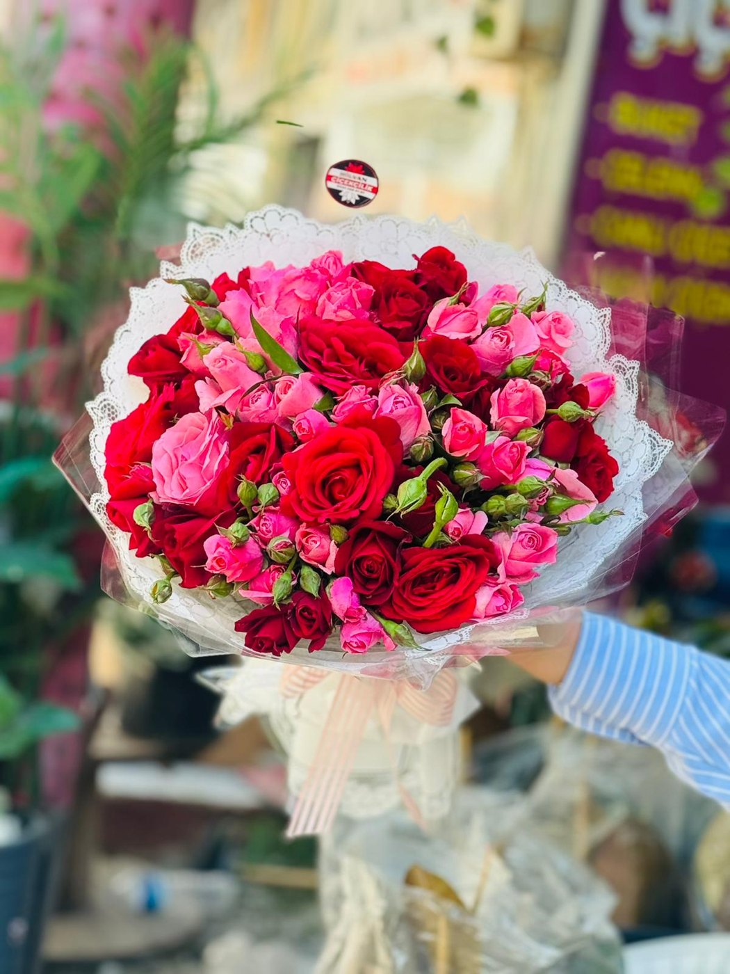 Özel Aranjman Karışık Gül Buketi